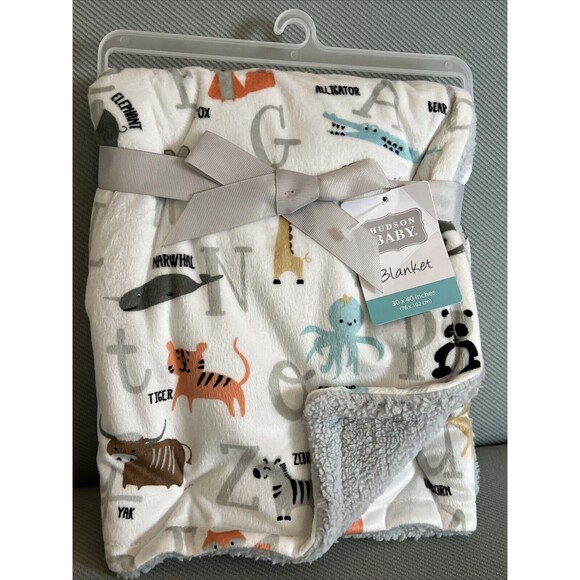 Hudson Baby ALPHABET ANIMAL Blanket Tiger Zebra Fox Panda Gray Sherpa Safari New - Picture 2 of 7